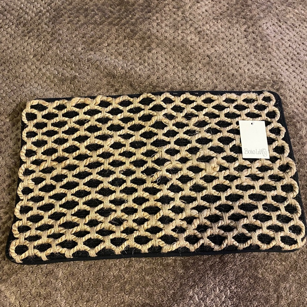 Natural and Black Woven pillowcase